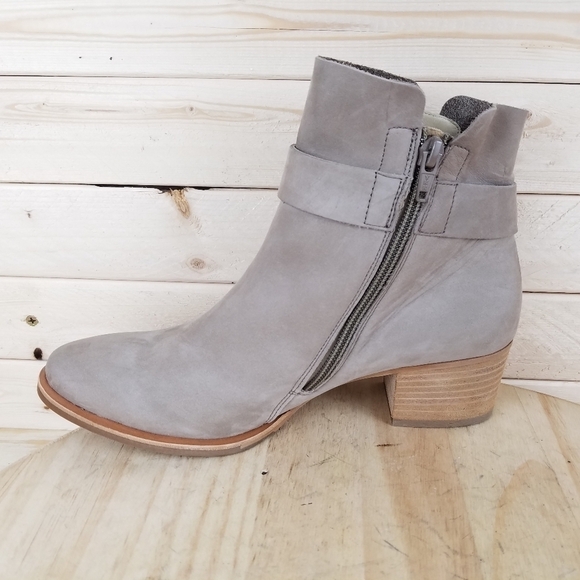 Paul Green 7.5 US Leather Ankle Boot Booties Side Zip Western Biker Moto NEW - Picture 9 of 15